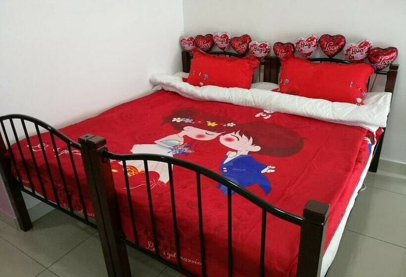 Japanese Home Hello Kitty Hostel