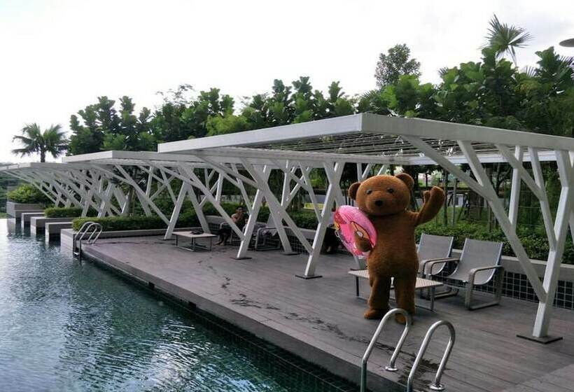 Japanese Home Hello Kitty Hostel