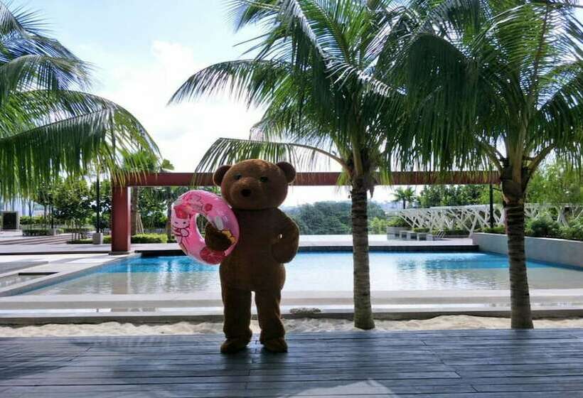 Japanese Home Hello Kitty Hostel