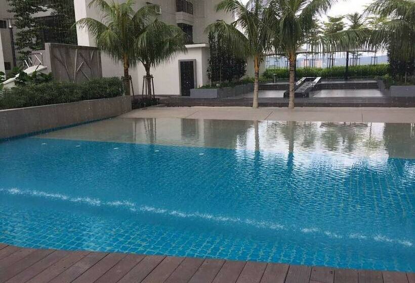 Japanese Home Hello Kitty Hostel