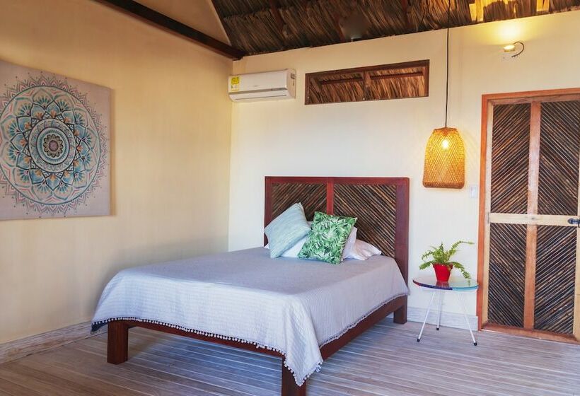 فندق صغير Sunsets Del Rosario