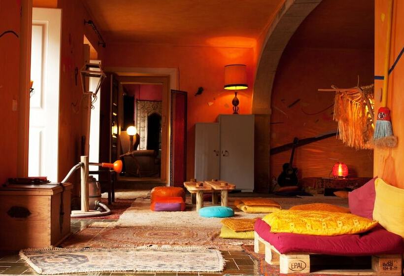 Almáa Sintra Hostel