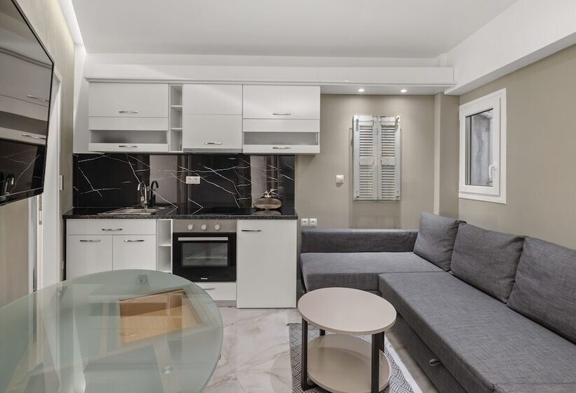 Athens Warehouse Boutique Hotel & Suites