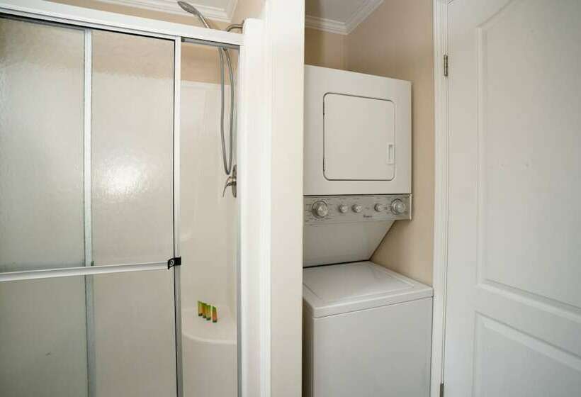 渡假胜地  Baker Acres