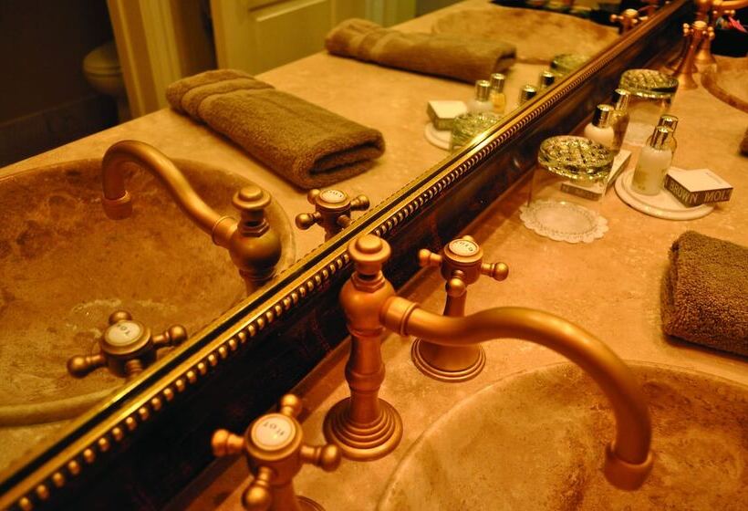 Bed and Breakfast Arden Hills