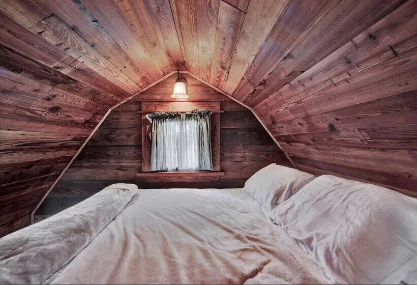 민박 Silver Sycamore