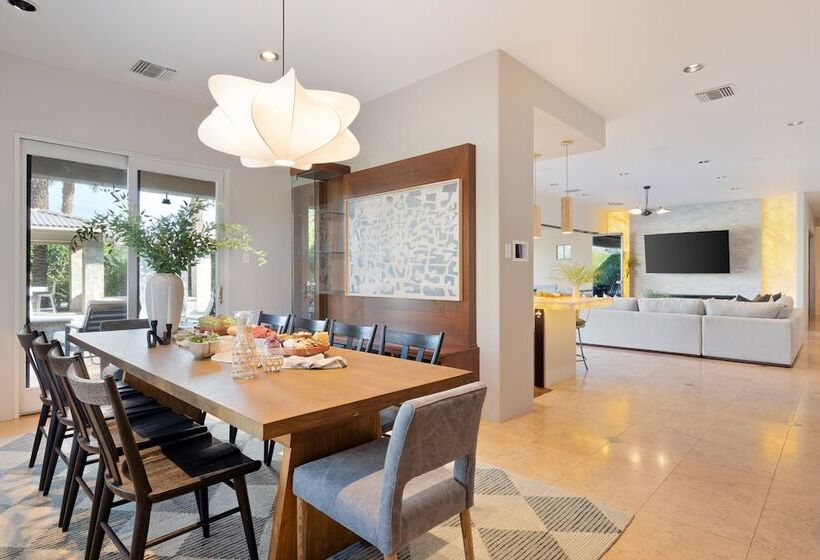 Casa Palmera By Avantstay Entertainer S Oasis W/ Guesthouse