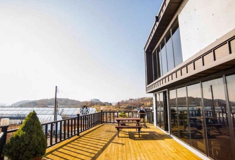 Daebudo Ciel Glamping Pension