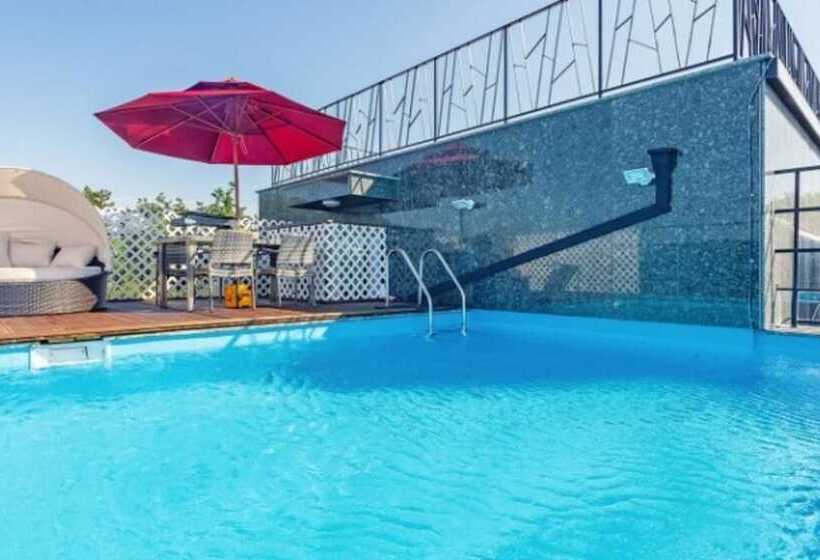 Daebudo  W Eden Pension