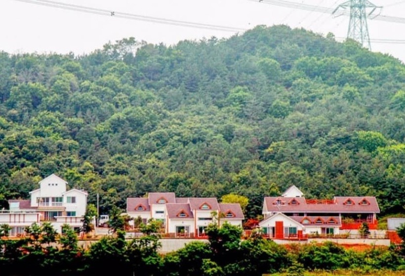 Daebudo White Island Pension