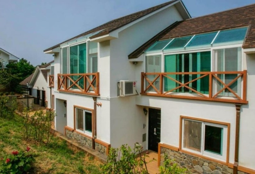 Daebudo White Island Pension