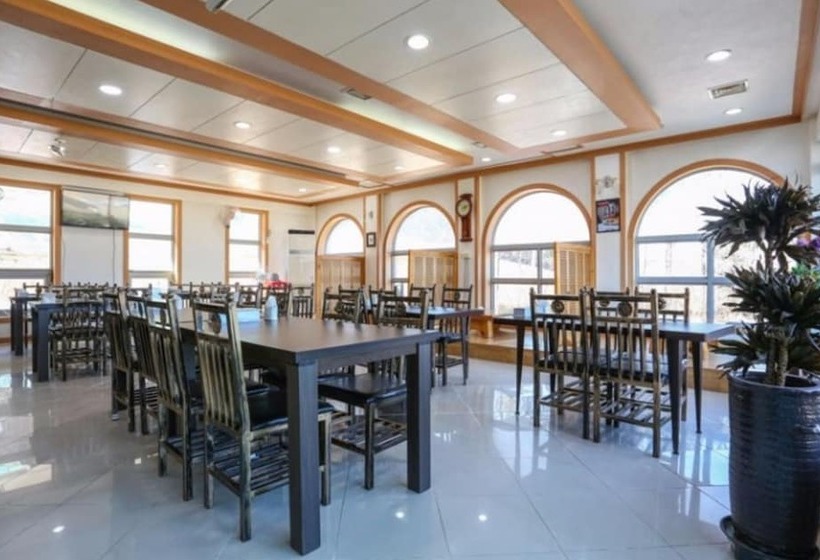 Daebudo White Island Pension