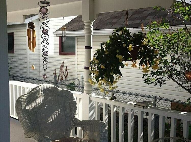 Elevate Rooms Harmony House B&b