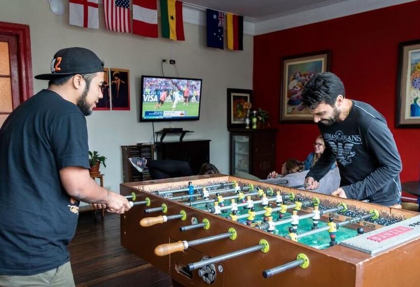 Flying Dog Backpackers Hostel