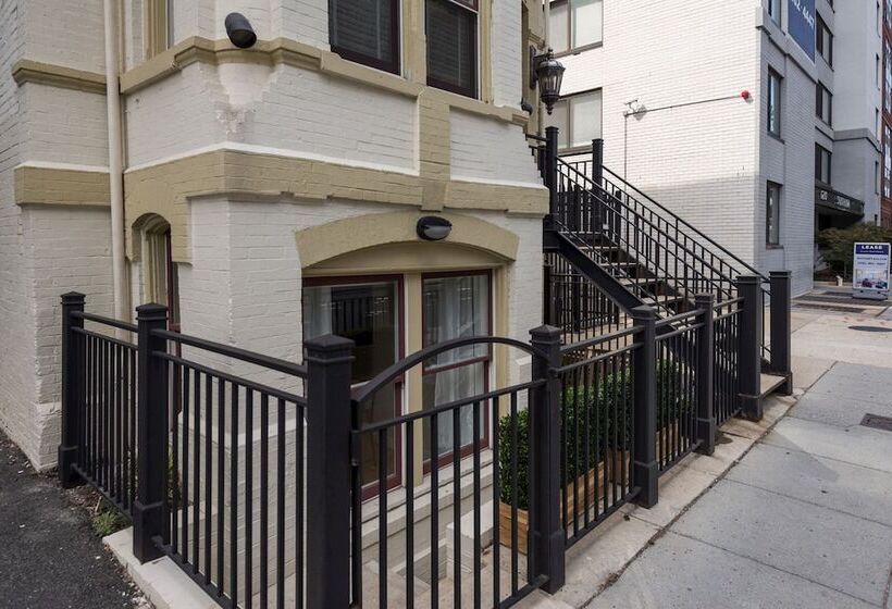 Fully Furnished Apartment In Washington Near Logan Circle