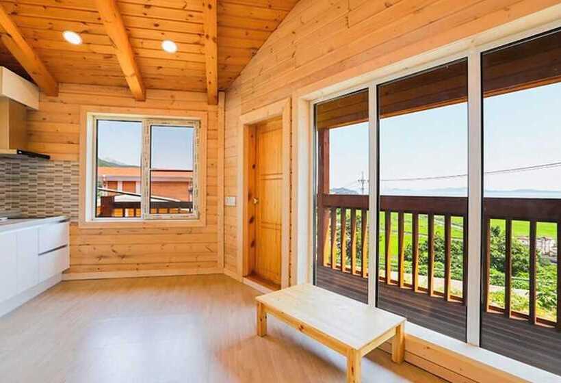 Ganghwado Gold View Pension