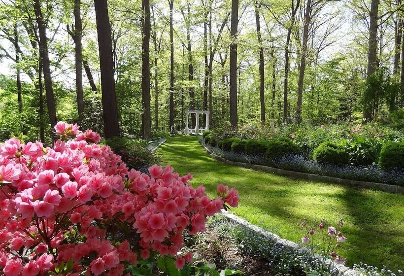 Gramercy Mansion B&b