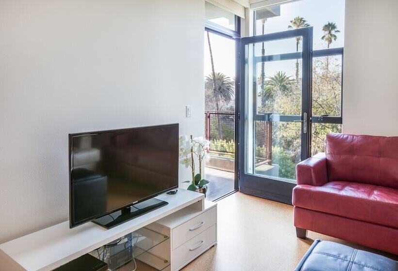 Heaven On Downtown La