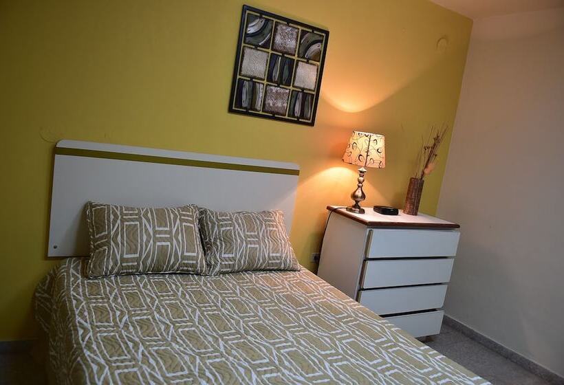 Hostal Universitario