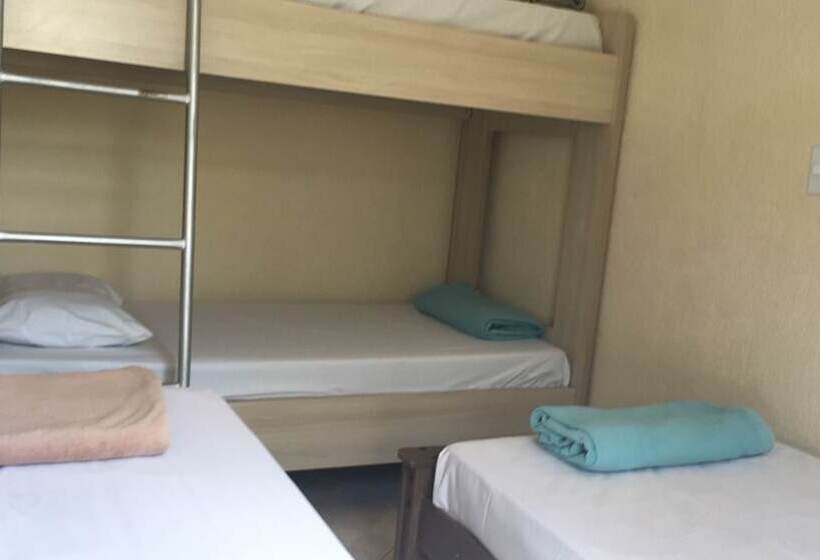 Hostel Cantinho Família Aventura