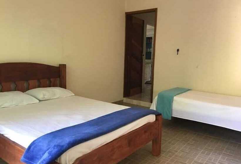 Hostel Cantinho Família Aventura