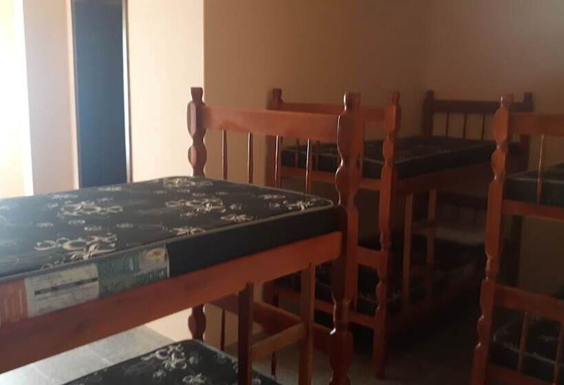 Hostel Retiro Do Sagui