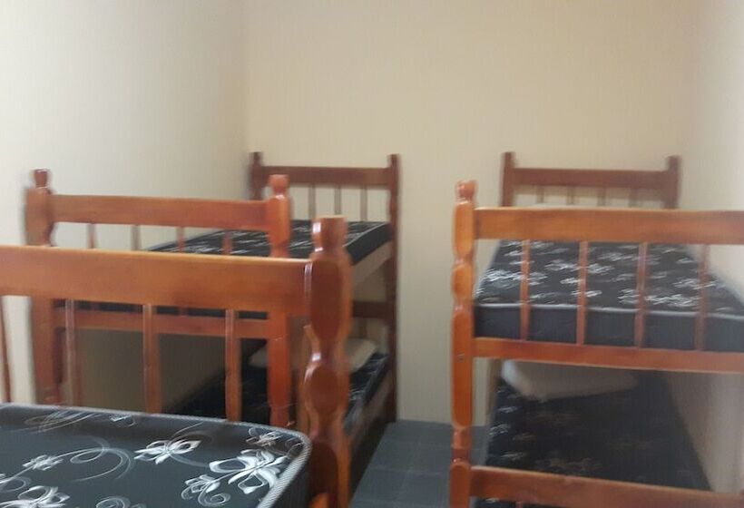 Hostel Retiro Do Sagui