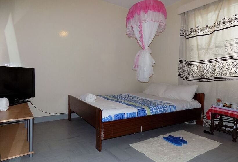 Hotelli 116 47 Fanaka South Crescent House