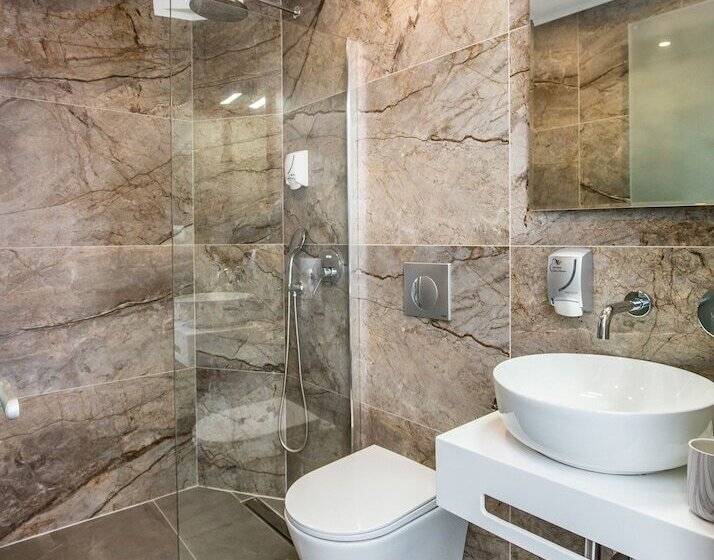 هتل Azzurro Deluxe