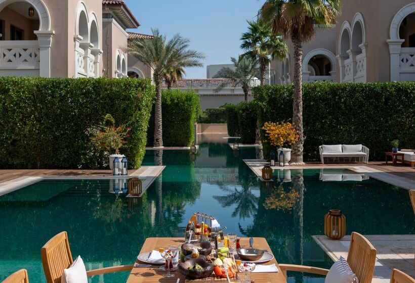 Отель Club Privé By Rixos Saadiyat Island