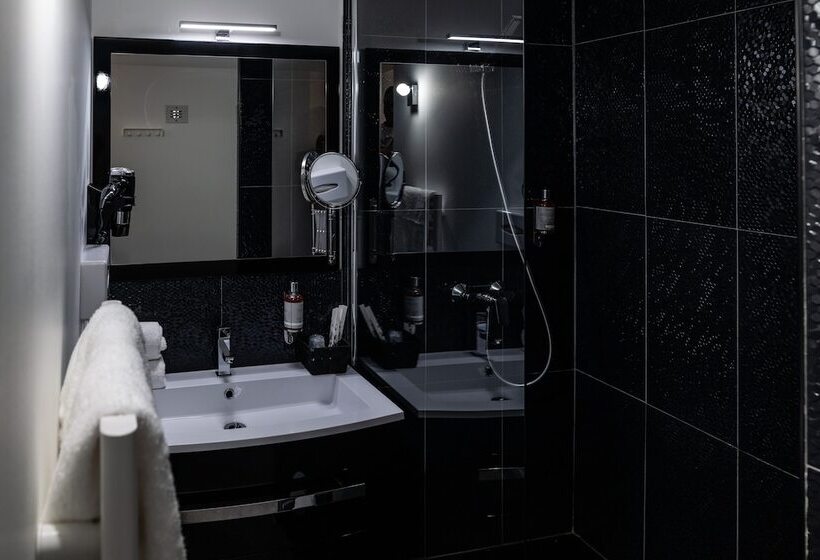 בית מלון כפרי Eden Cassis