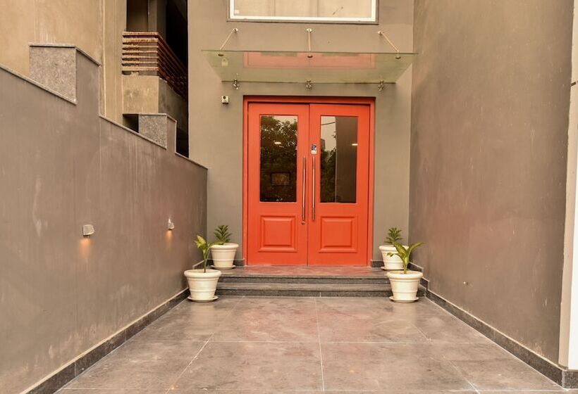 Отель Gray Saffron