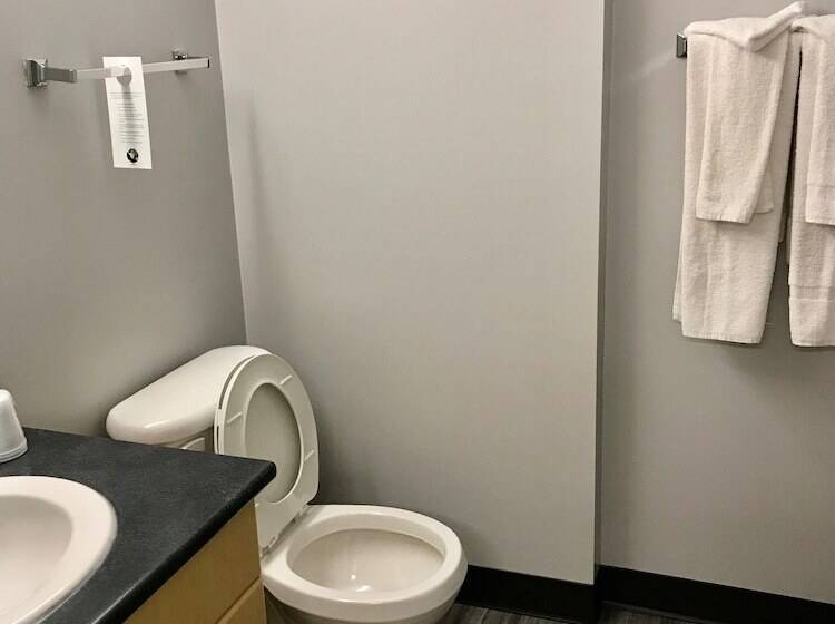 ホテル Macewan University Residence