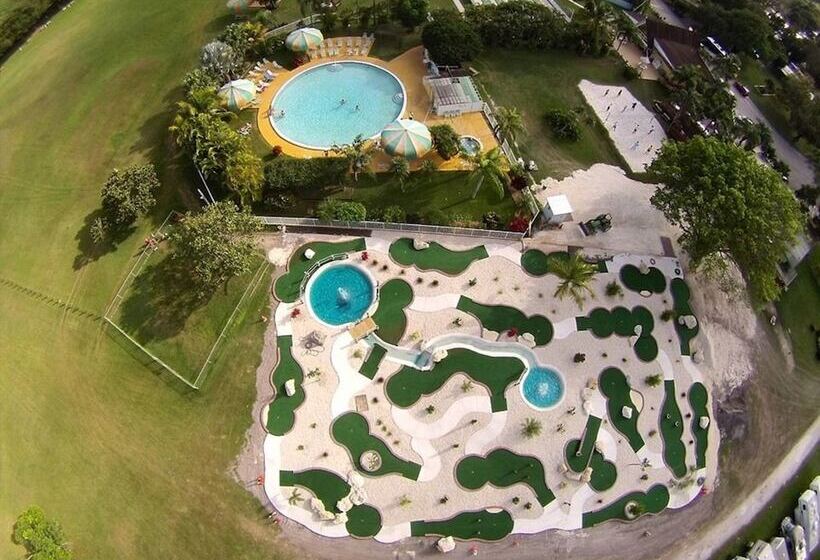 هتل Miami Everglades Rv Resort
