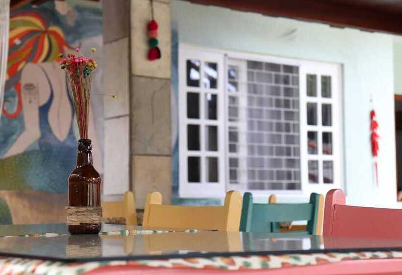 ホテル Pousada Liras Da Poesia