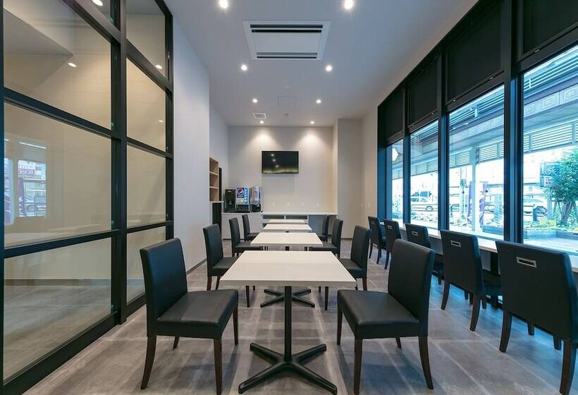 Отель Remington