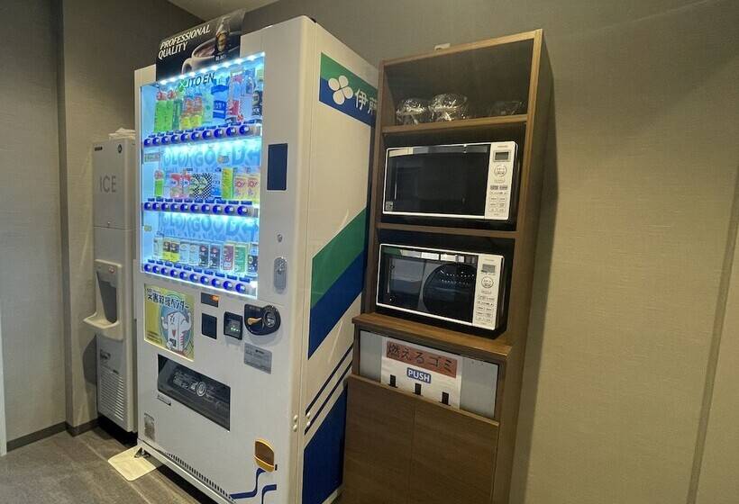 Отель Remington