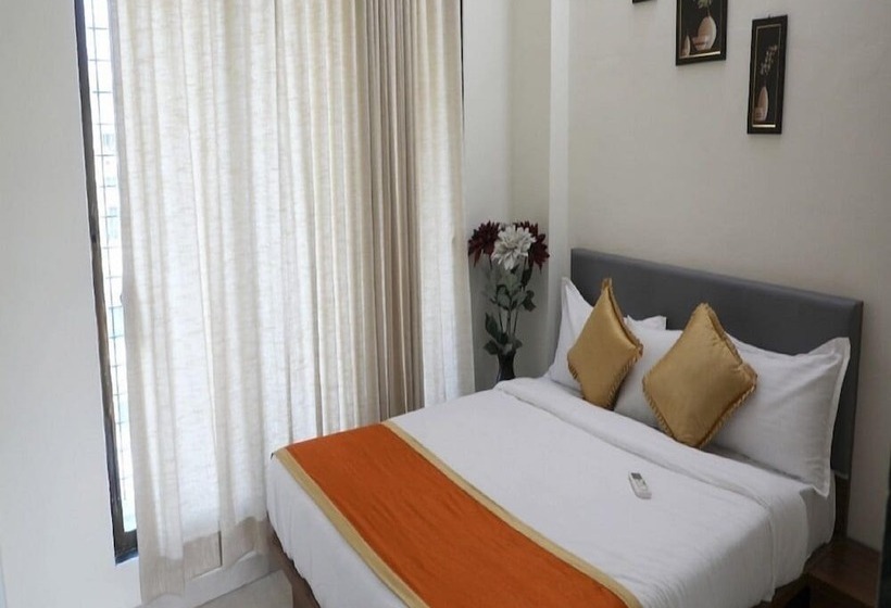 Отель Satyam Residency