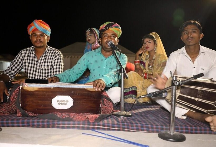 酒店 Tokyo Desert Camp