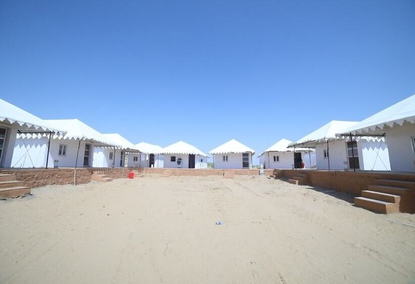 酒店 Tokyo Desert Camp