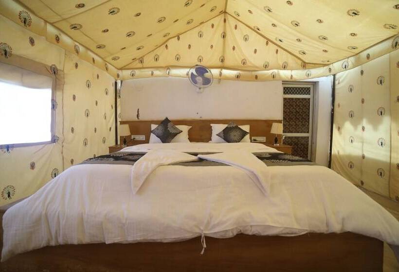 酒店 Tokyo Desert Camp