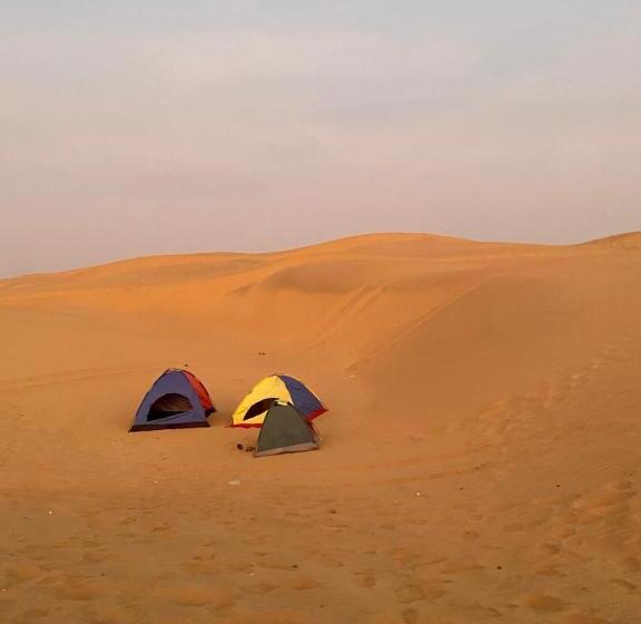 酒店 Tokyo Desert Camp