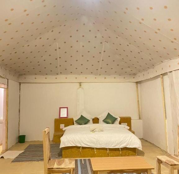 酒店 Tokyo Desert Camp