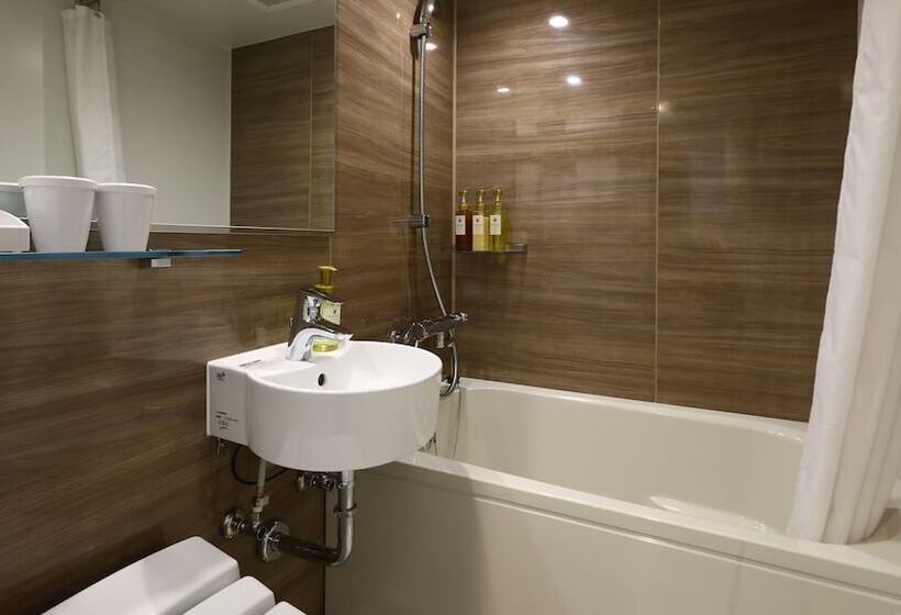 فندق B Suites Namba Kuromon