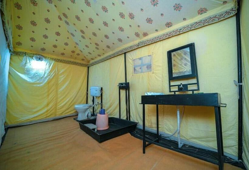 فندق The Captain Desert Camp