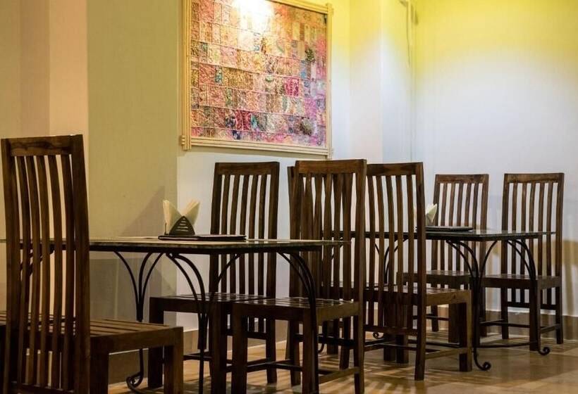 فندق The Captain Desert Camp