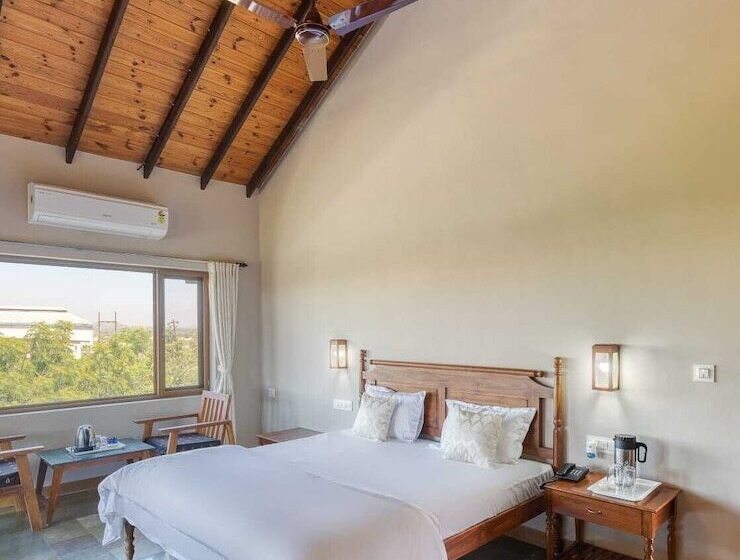 ホテル The Kutchh Courtyard