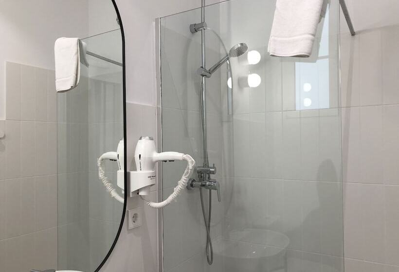 Отель The Mohouse Boutique Room