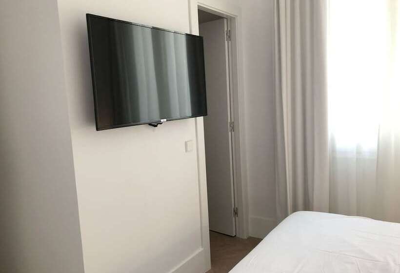 Отель The Mohouse Boutique Room