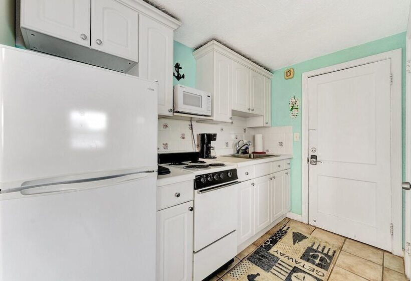 فندق The Seashell Suites